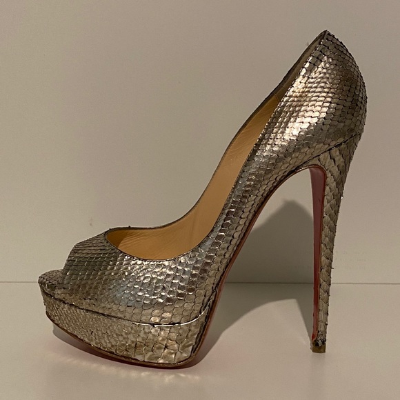 Christian Louboutin Shoes - ❌SOLD❌Christian Louboutin Lady Peep